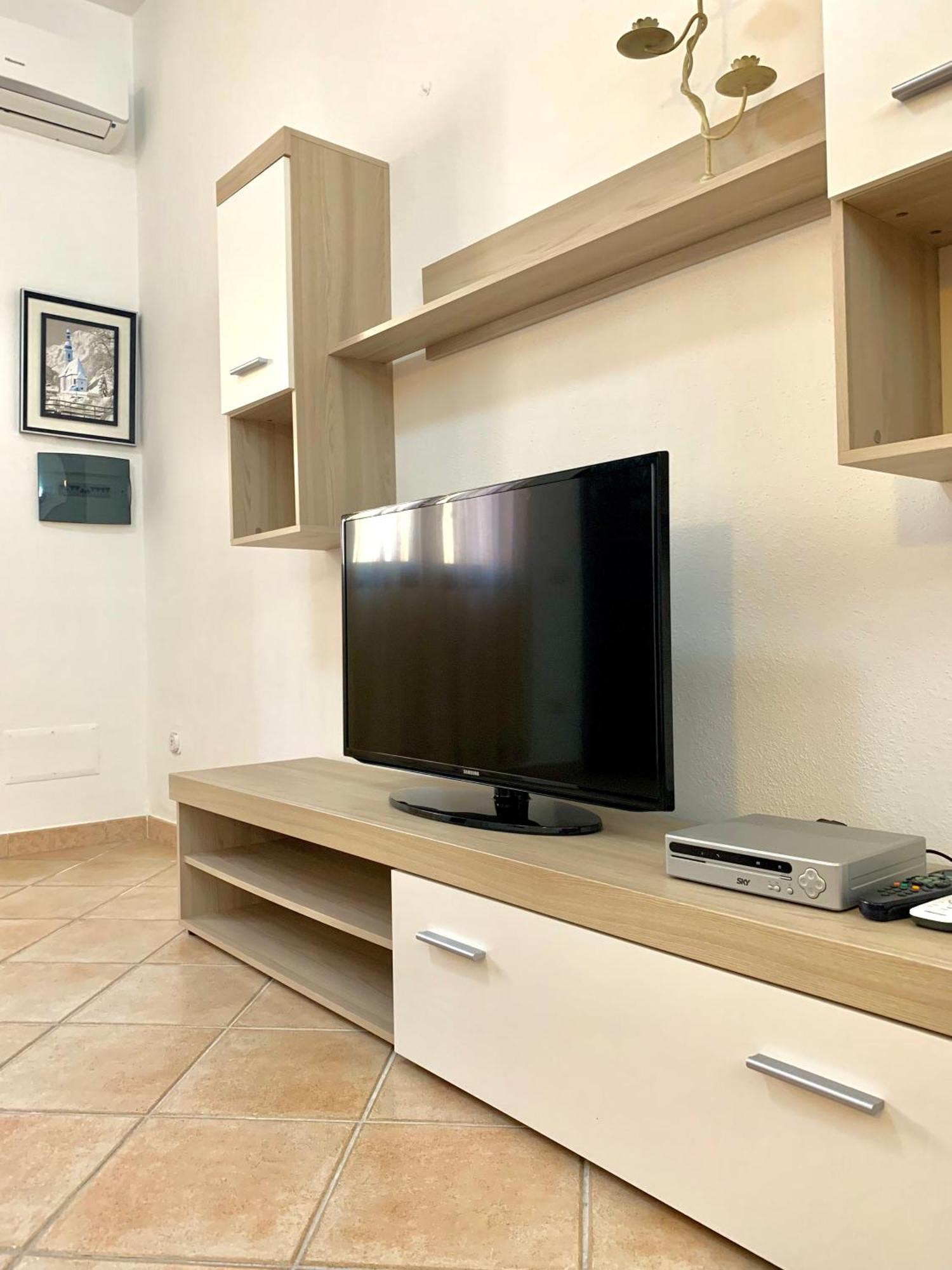 Square Inn Apartment Olbia Zewnętrze zdjęcie